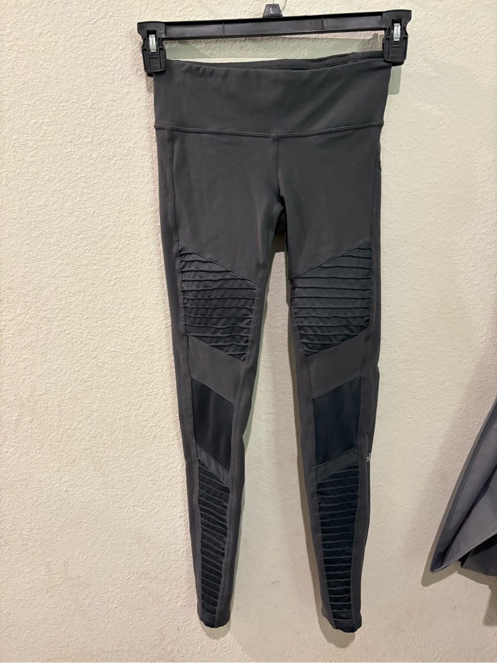ALO Yoga Black Ribbed-Panel High-Waist Leggings